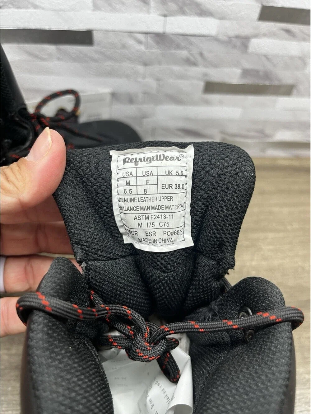RefrigiWear Men's 6.5 Women’s 8 Black Widow™ Icetrek Vibram Soles Boots